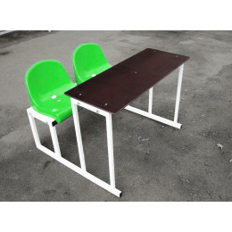 Стол для судьи на 2 места (пластиковое сидение и стол)